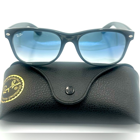 Ray-Ban Men Sunglasses Wayfarer RB2132 55-18-145 Blackwith Gradient Blue Lens